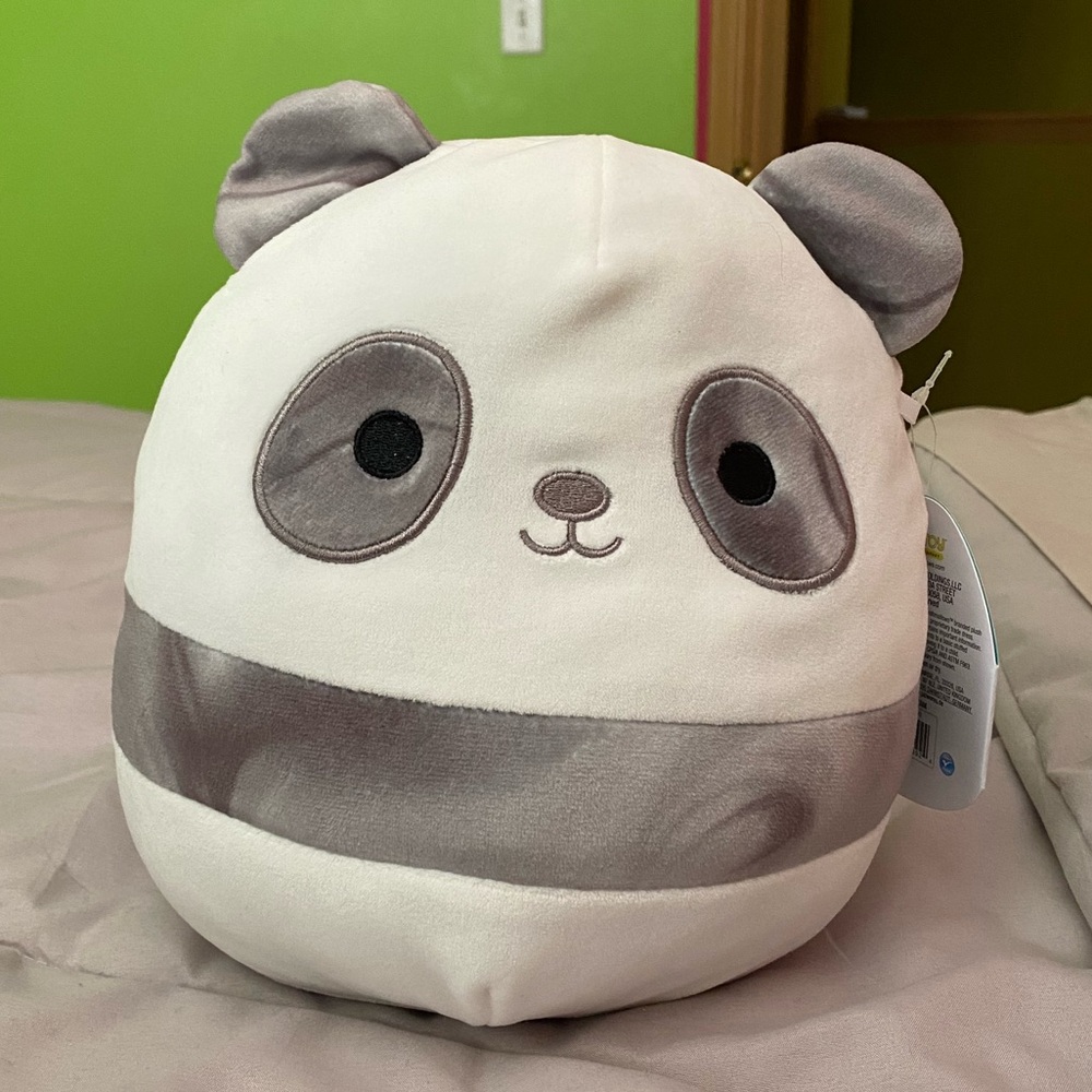 NWT 8” Rolland Squishmallow